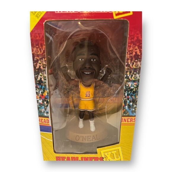 Headliners XL 1999 Shaquille O’Neil LSU Sculpture - Picture 2 of 8